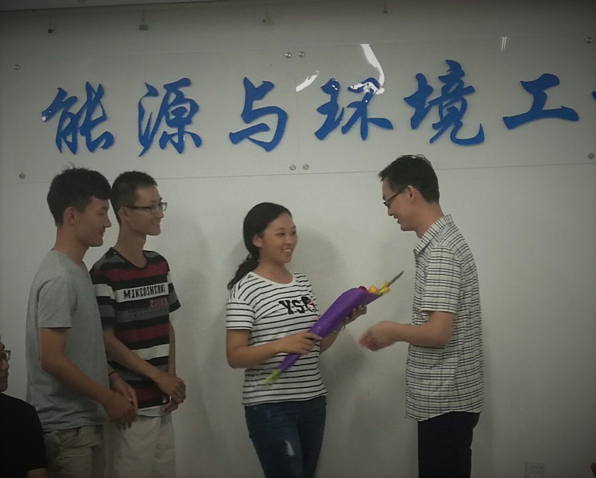 黄色片