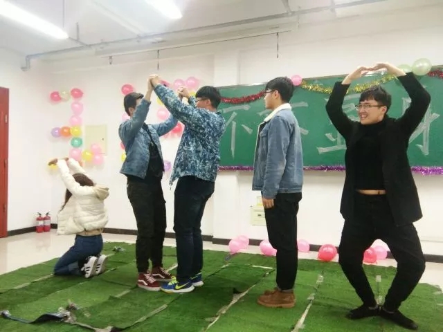 黄色片