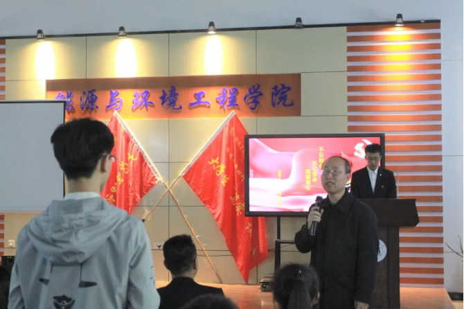 黄色片