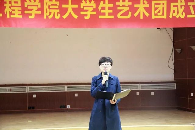 黄色片