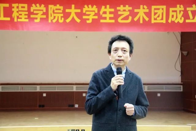 黄色片