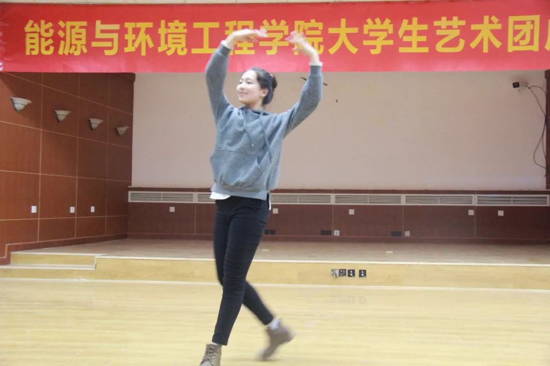 黄色片