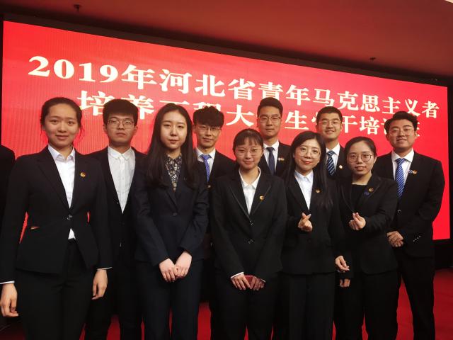 黄色片