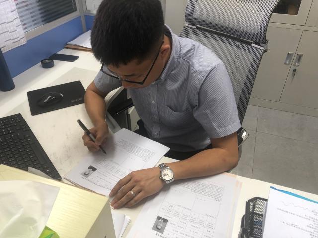 黄色片