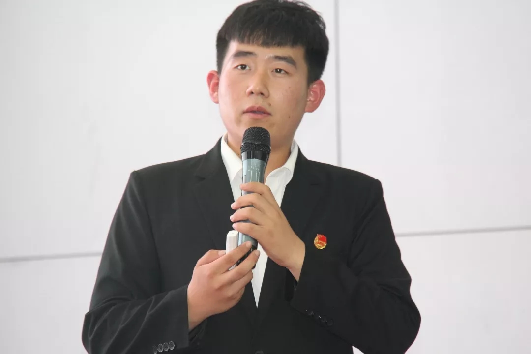 黄色片