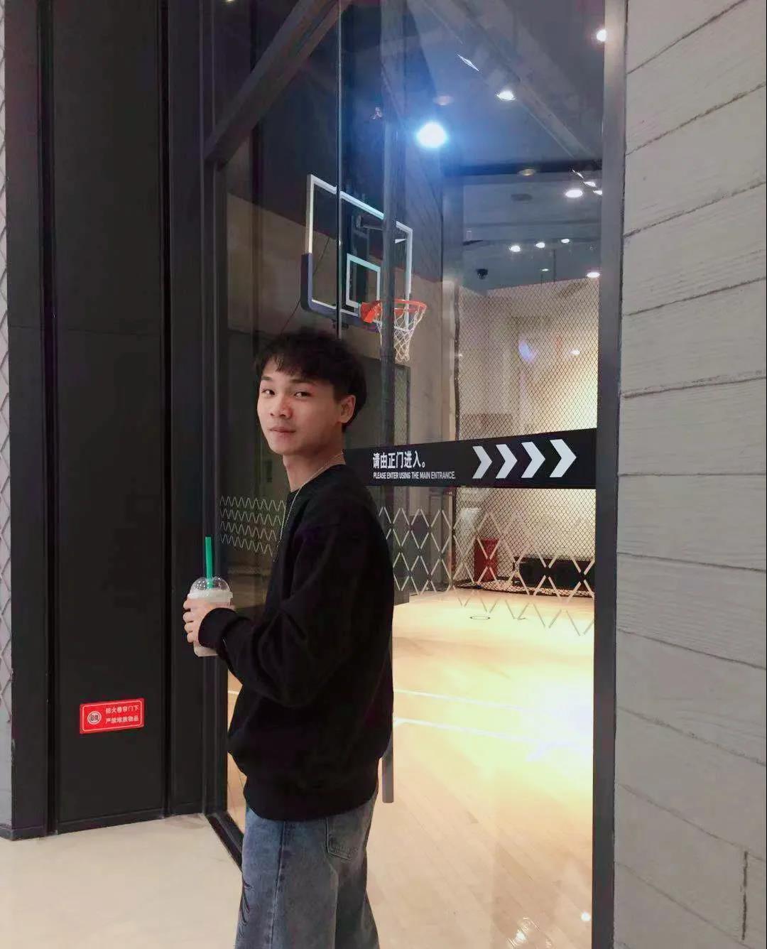黄色片