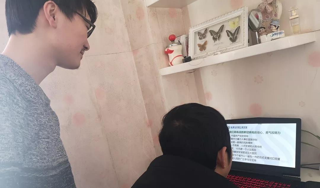 黄色片