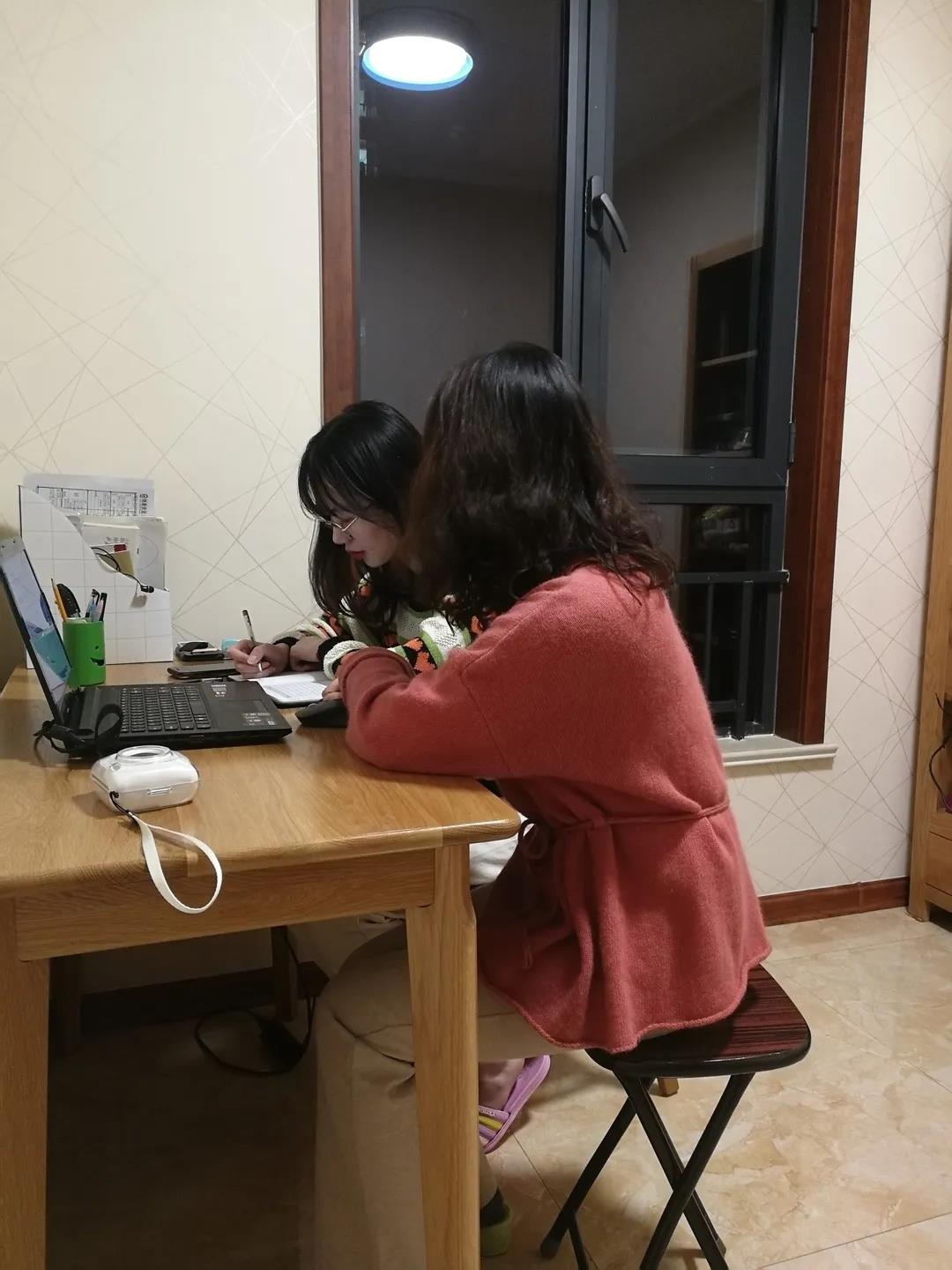 黄色片
