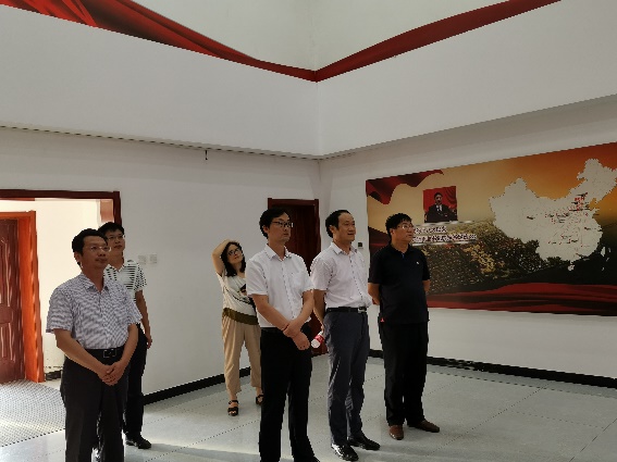 黄色片