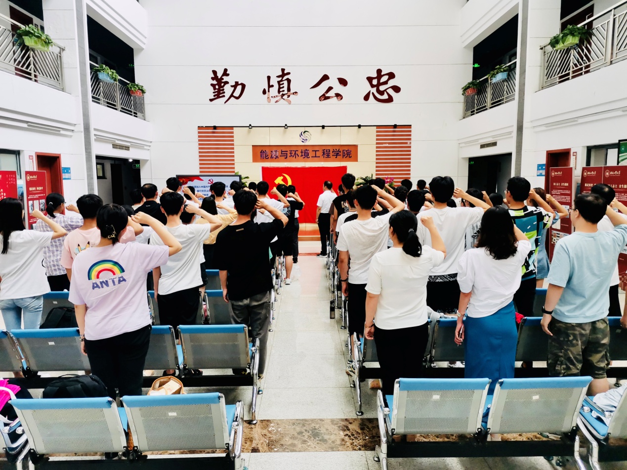 黄色片